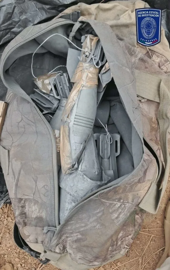 Aseguran tres vehículos robados, fusil y explosivos en Madera - imagen 1