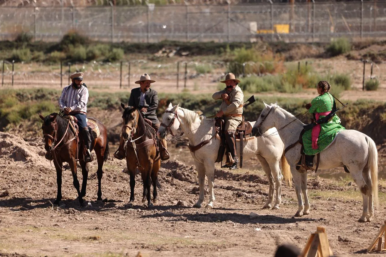 Ciudad Juárez conmemora 115 años de La Toma con acto en el río Bravo - imagen 5