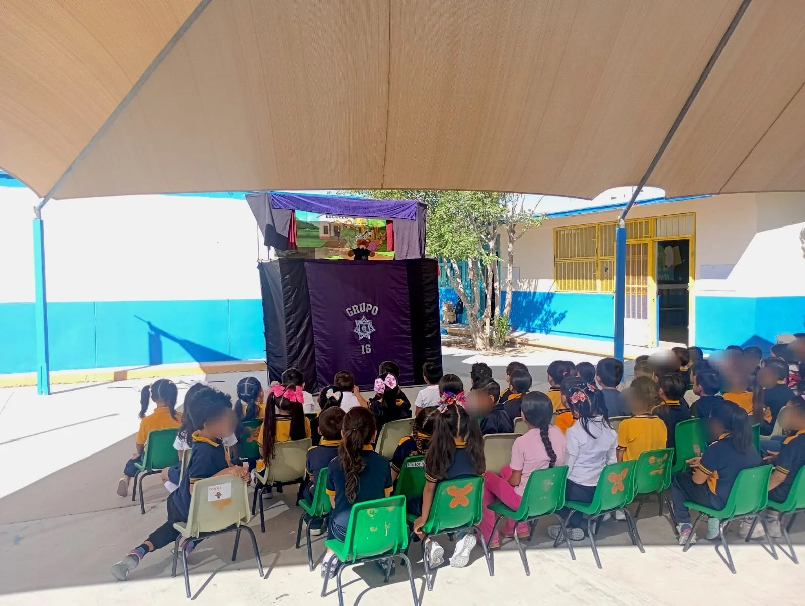 Policía municipal lleva teatro guiñol a jardín de niños para enseñar prevención a 80 alumnos - imagen 1