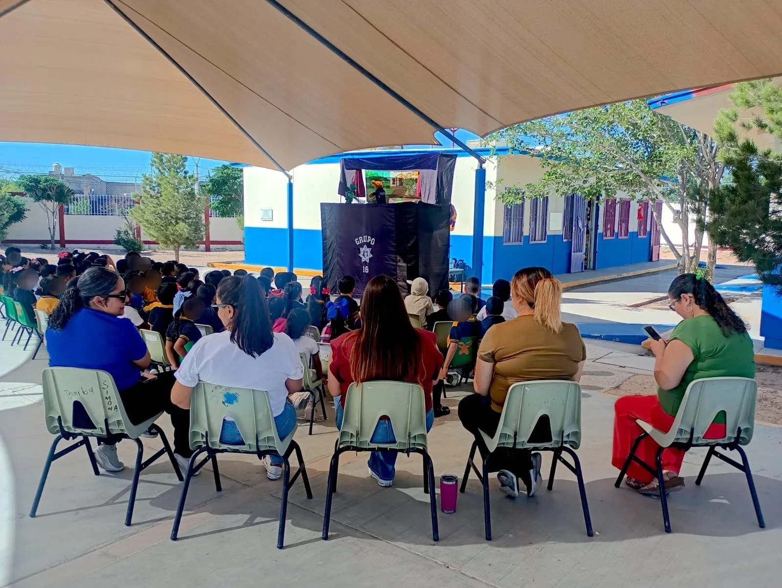 Policía municipal lleva teatro guiñol a jardín de niños para enseñar prevención a 80 alumnos - imagen 3