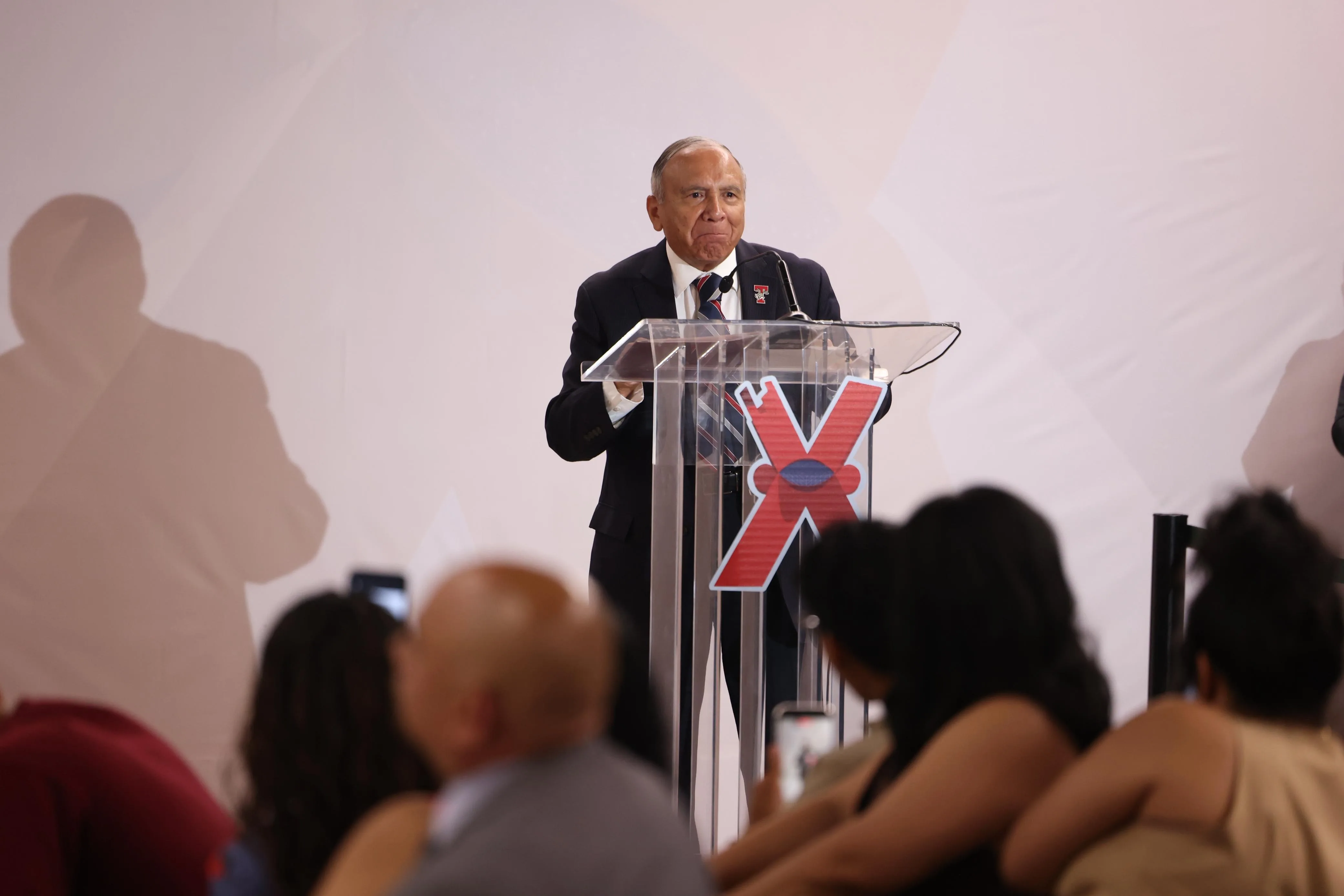 Cabildo de Ciudad Juárez aprueba nombrar parque en honor al primer egresado del ITCJ - imagen 6