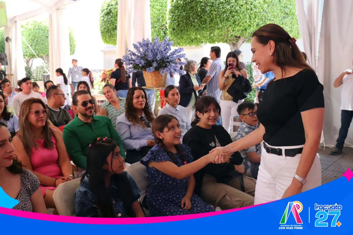 Niños y adolescentes de Irapuato celebran su ciudad con cuentos en la Feria del Libro - imagen 1