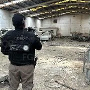 FGR asegura 15 camionetas blindadas y cartuchos en cateo a bodega de Reynosa - imagen 5