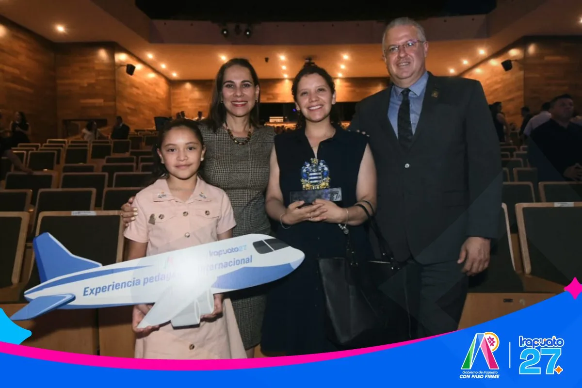 Irapuato entrega por quinta vez el reconocimiento docente 'Ramón Barreto de Tábora' en el Día del Maestro - imagen 1