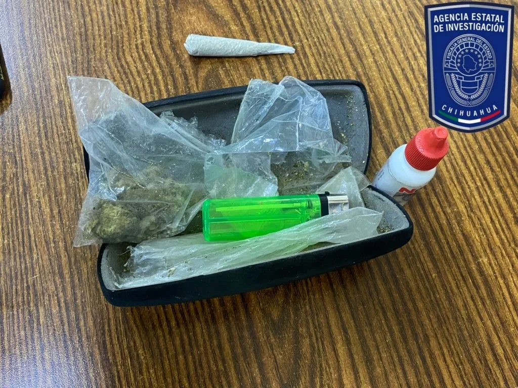 Operación Mochila en Bachilleres de Jiménez: aseguran vapeadores con wax y posible marihuana entre 256 alumnos - imagen 2