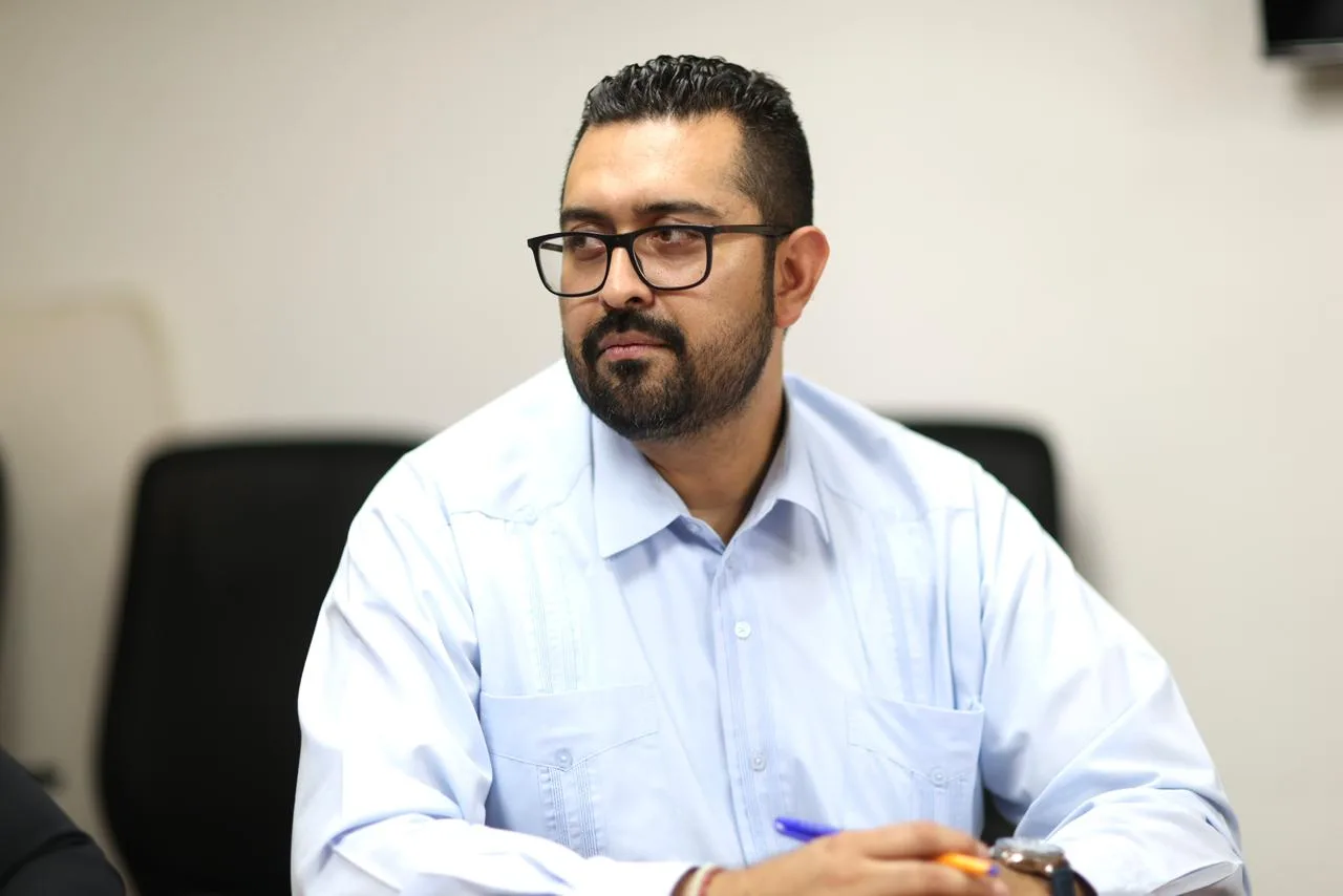 Cabildo de Juárez entregará reconocimiento a 12 empleados municipales el 27 de mayo - imagen 3
