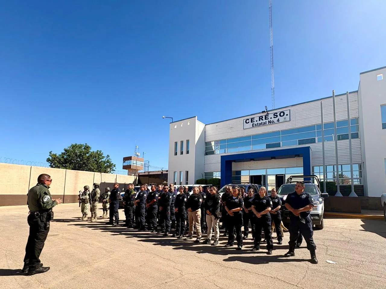 Operativo en CERESO de Guachochi revisa 204 internos y 35 estancias sin hallar objetos prohibidos