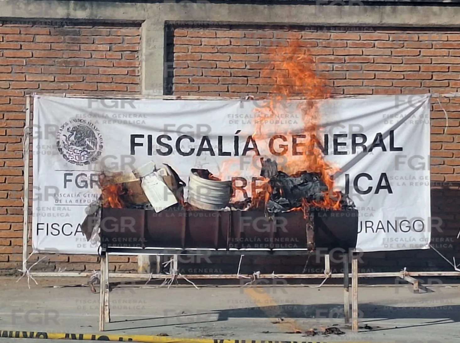 FGR abrió 123 carpetas de investigación en Durango durante abril de 2026 y aseguró armas, drogas e inmuebles - imagen 6