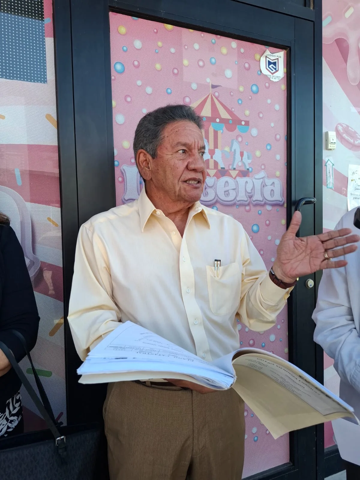 Regidores inspeccionan predio en bulevar Óscar Flores Sánchez por irregularidad de 194 metros cuadrados - imagen 3