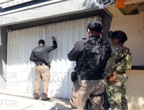 Detienen en Cancún a presunto vendedor de vapeadores a menores con más de 480 dispositivos asegurados - imagen 2