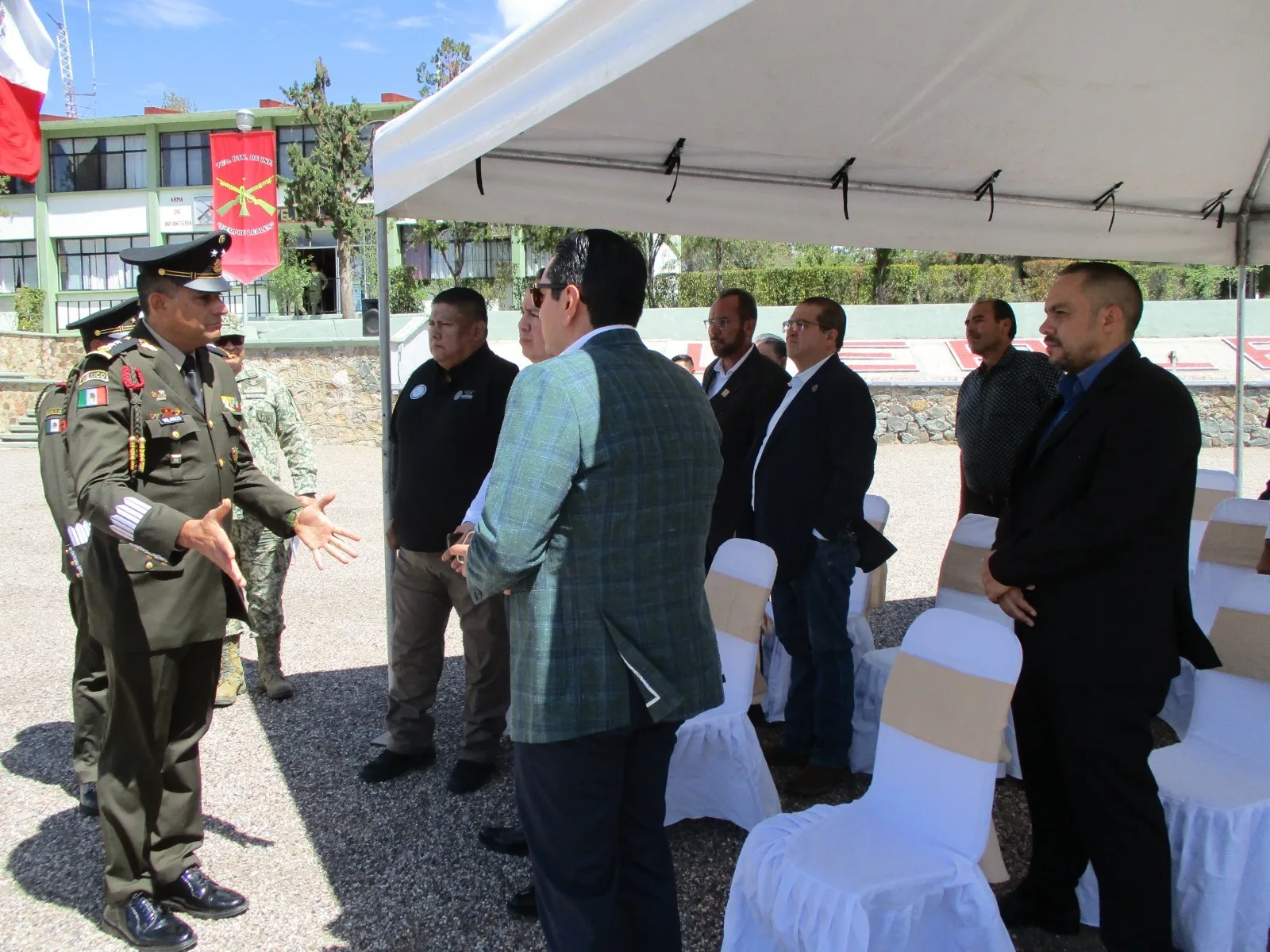 Fiscal de Distrito Zona Sur asiste a toma de protesta del comandante interino del 76 Batallón de Infantería en Parral - imagen 1