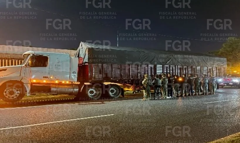 FGR de Tabasco asegura 700 bultos de fertilizante presuntamente robado en Centla - imagen 2