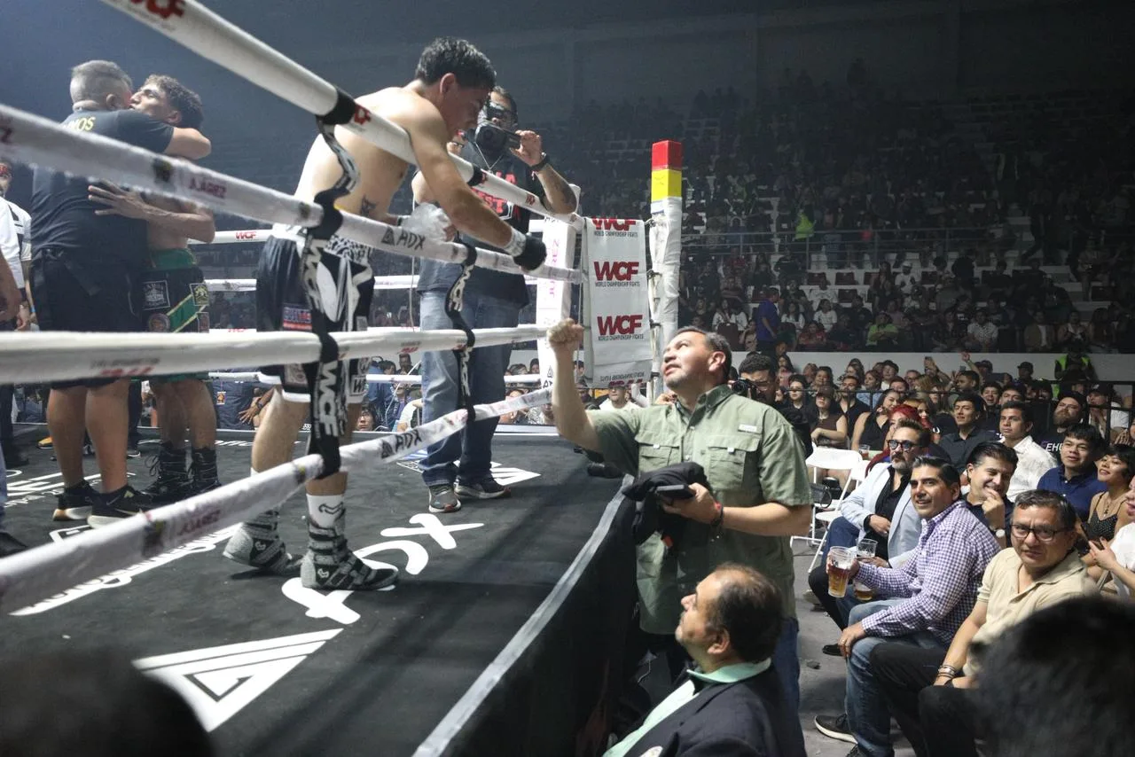 Gabriel “Torito” Muñoz defiende título del CMB con nocaut sobre Sergio “Diablito” Santana en Juárez - imagen 4