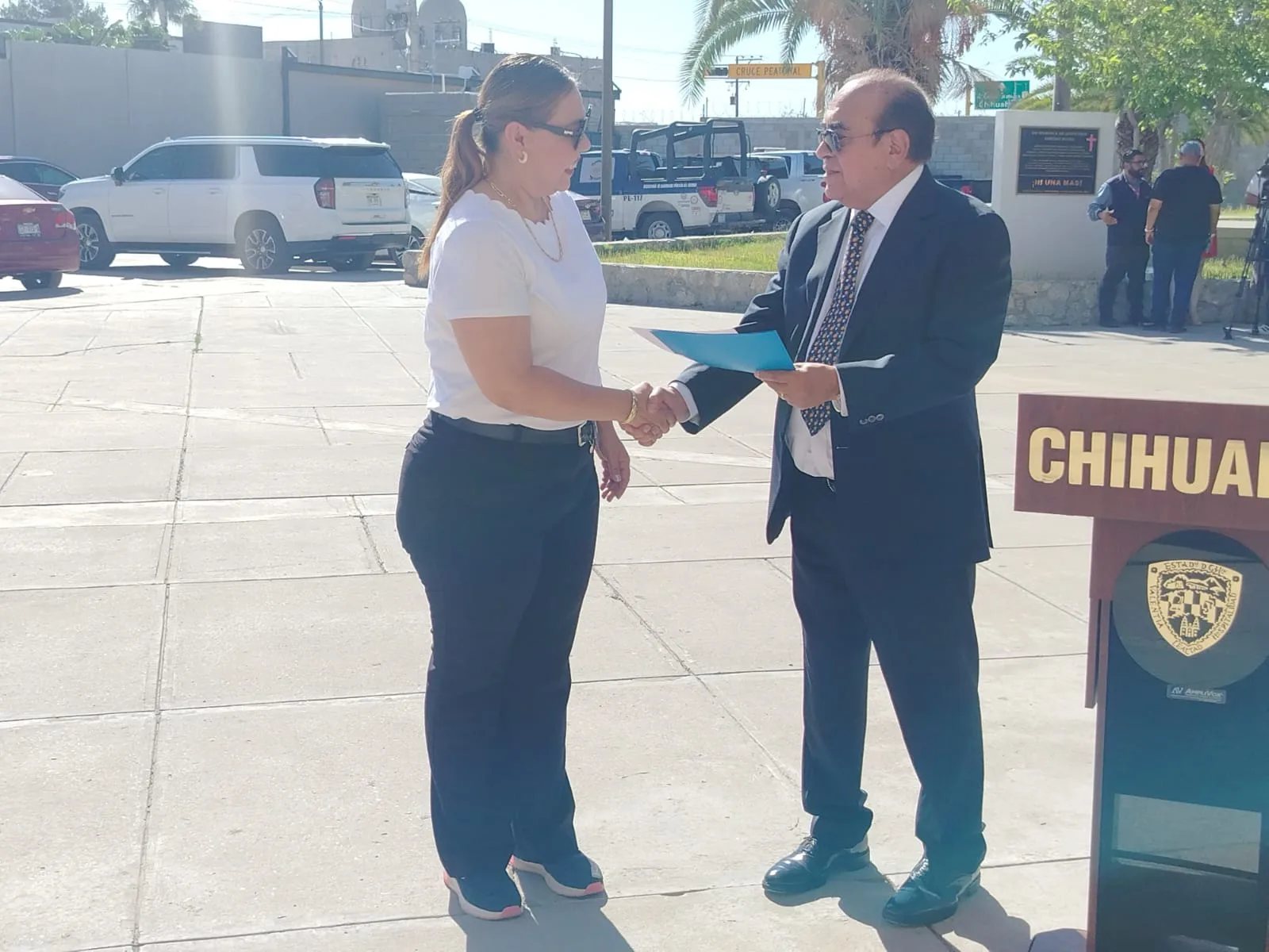 Fiscalía de Distrito Zona Norte realiza honores a la bandera con alumnos del Instituto Moderno - imagen 1