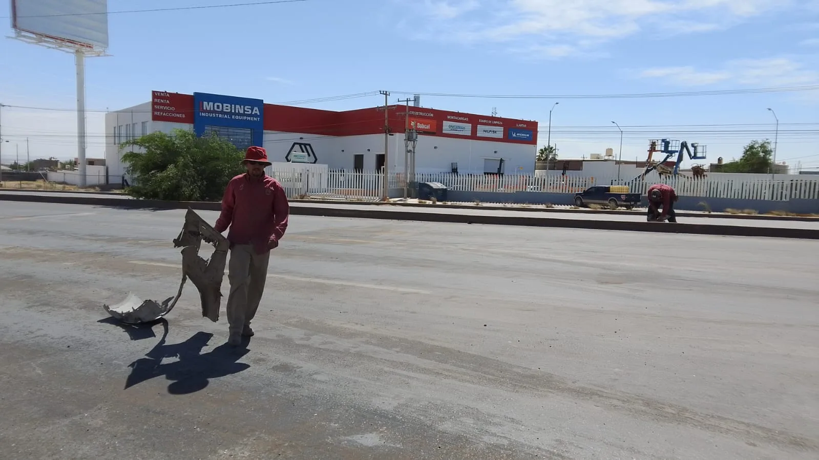 Dirección de Limpia interviene tras accidente en bulevar Independencia para restablecer circulación segura - imagen 3