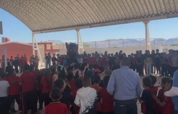 GOECHI lleva mensaje de prevención a primaria indígena en la colonia Agrícola Francisco Villa, en Chihuahua
