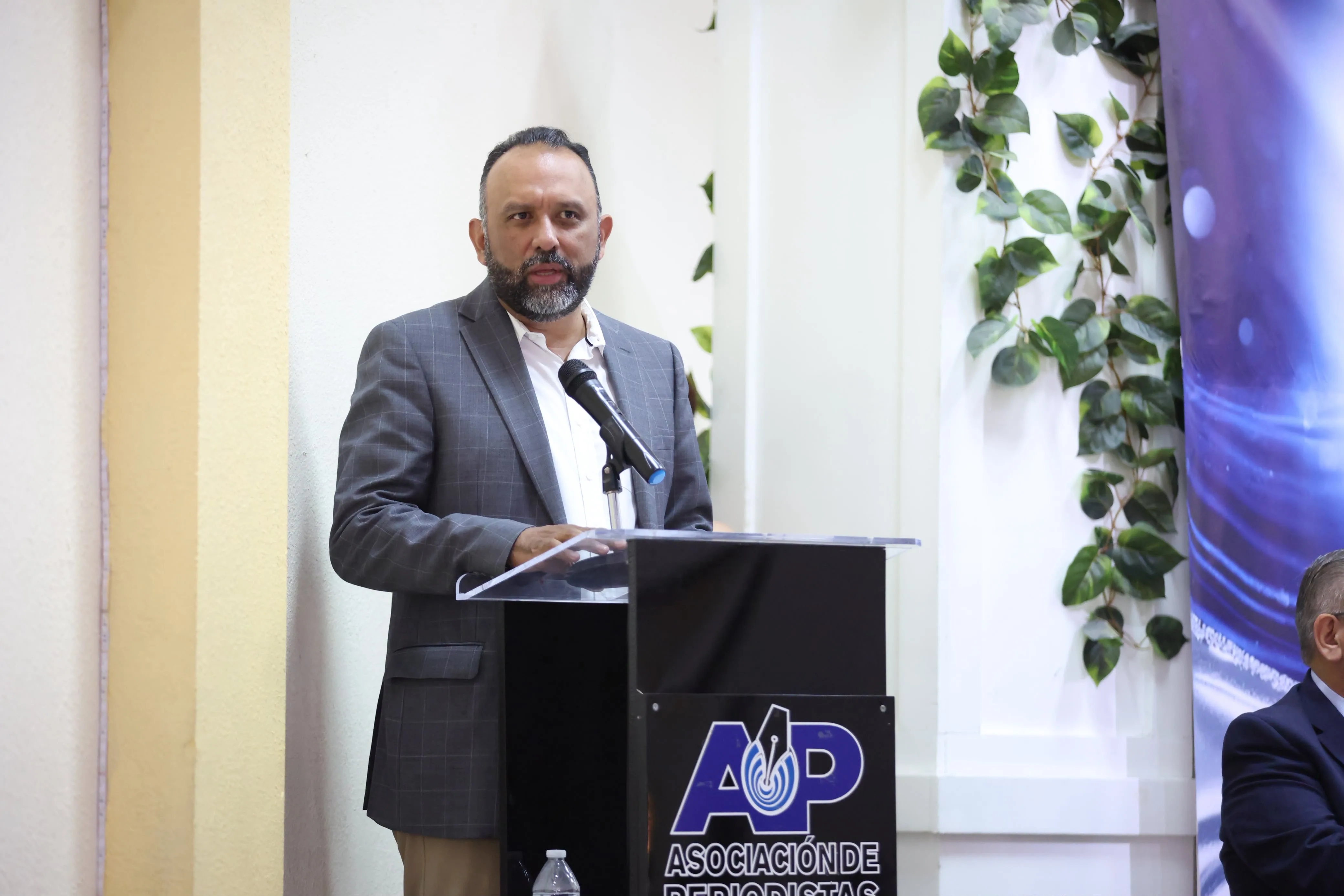 Secretario del Ayuntamiento participa en entrega del premio Columna de Plata 2026 en Ciudad Juárez - imagen 4
