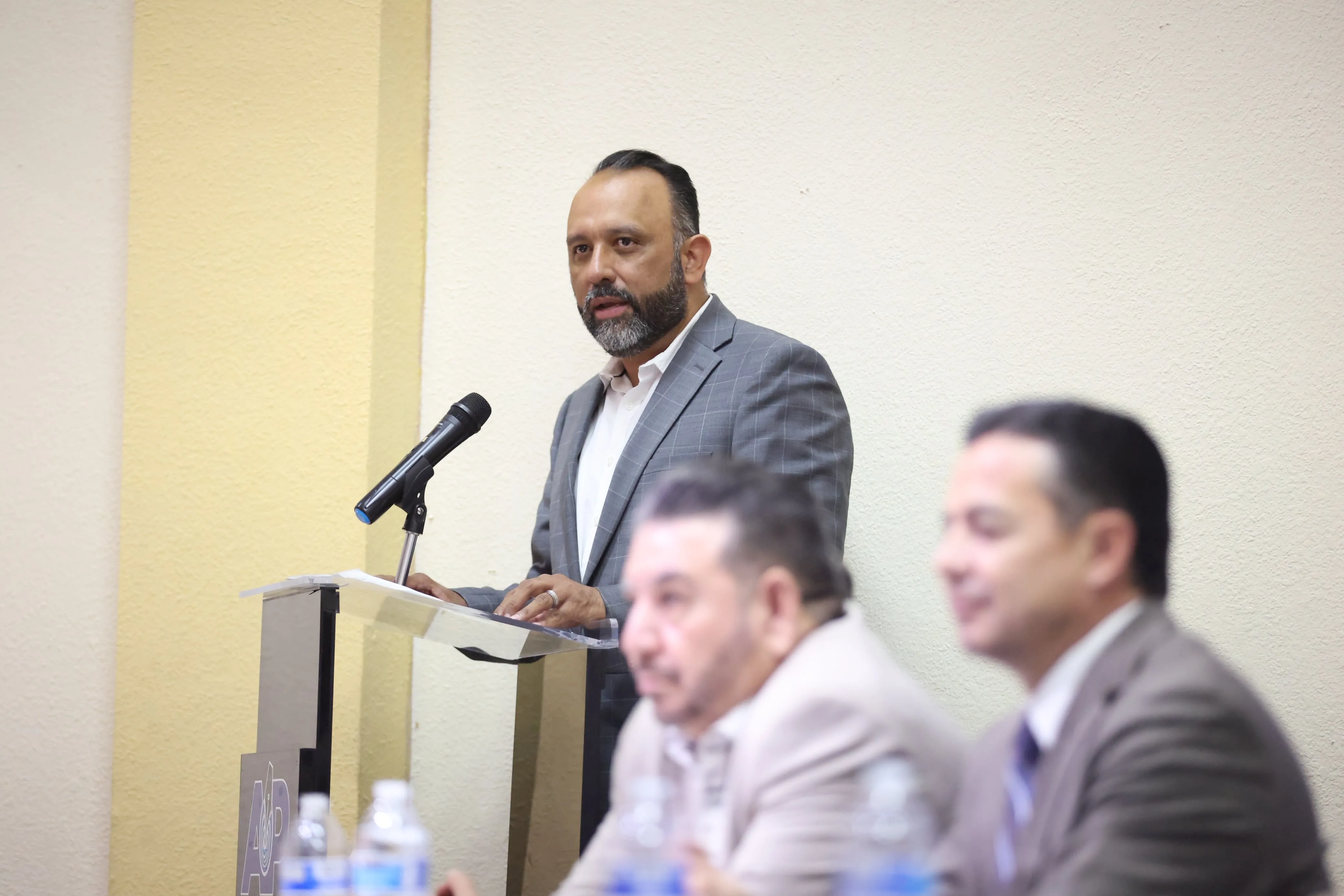 Secretario del Ayuntamiento participa en entrega del premio Columna de Plata 2026 en Ciudad Juárez - imagen 6