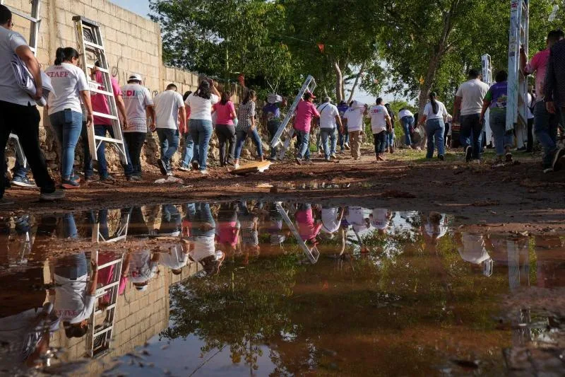 DIF Yucatán continúa apoyo a familias afectadas por inundaciones en el sur de Mérida - imagen 3