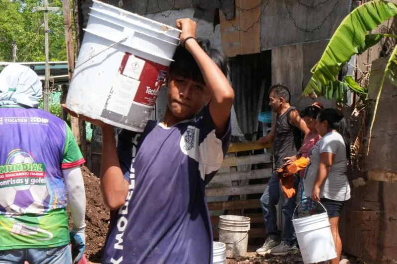 DIF Yucatán continúa apoyo a familias afectadas por inundaciones en el sur de Mérida - imagen 4