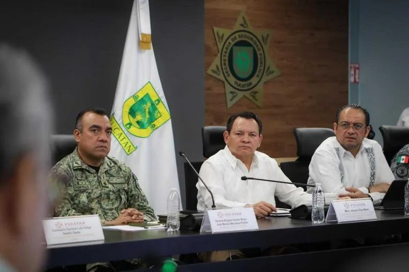 Coordinación entre autoridades atiende emergencias por lluvias en Yucatán