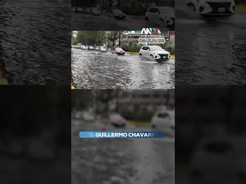 Intensa lluvia provoca encharcamientos y tráfico en el sur de la Ciudad de México
