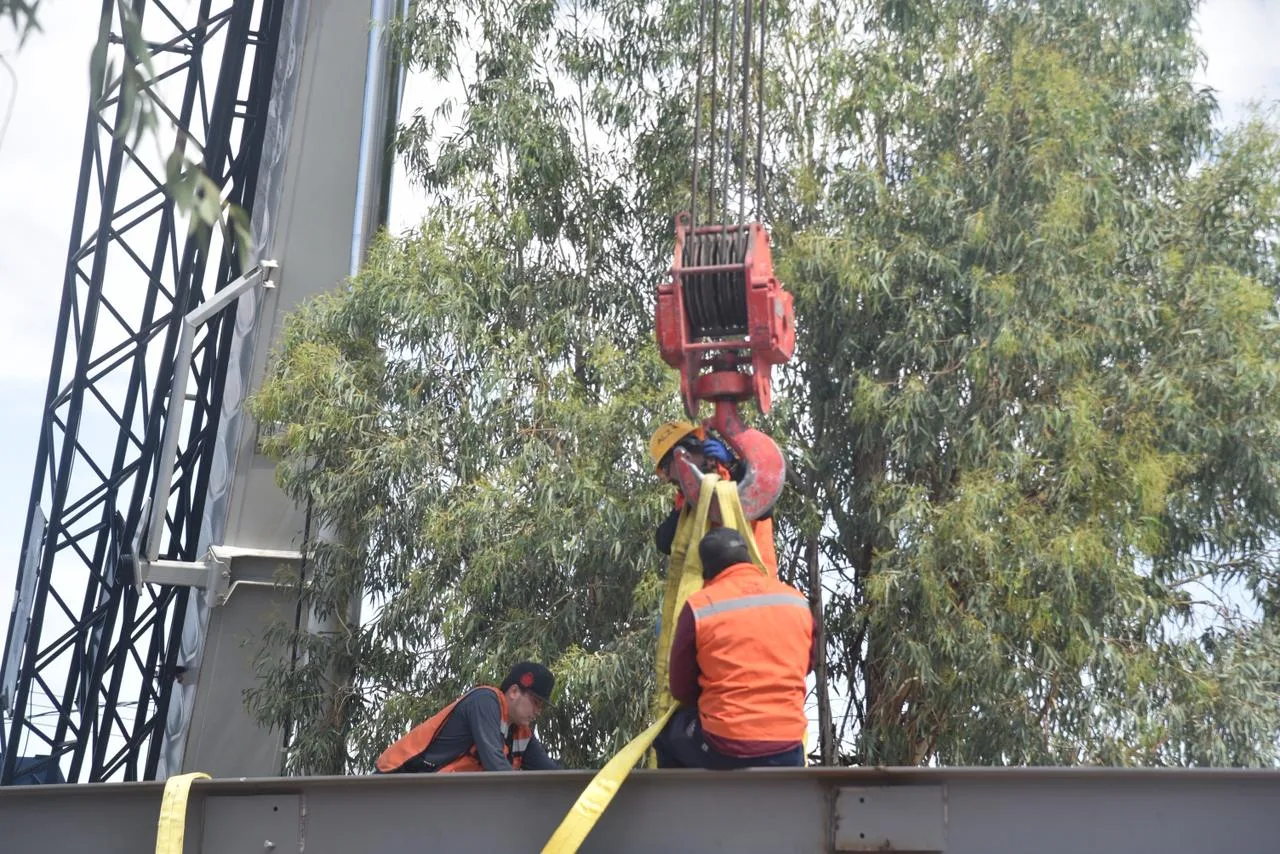 Cierre temporal de la calle Tapioca por instalación de puente peatonal en Culiacán - imagen 1