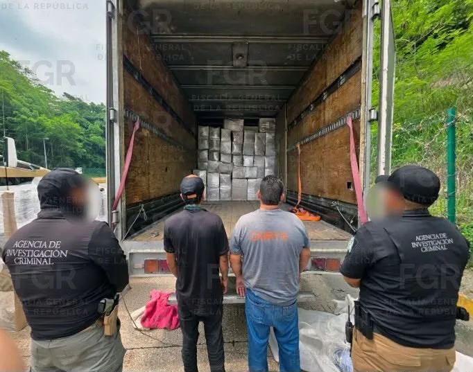 FGR obtiene sentencia de más de ocho años de prisión por transporte de 930 kilos de marihuana en Tabasco - imagen 4