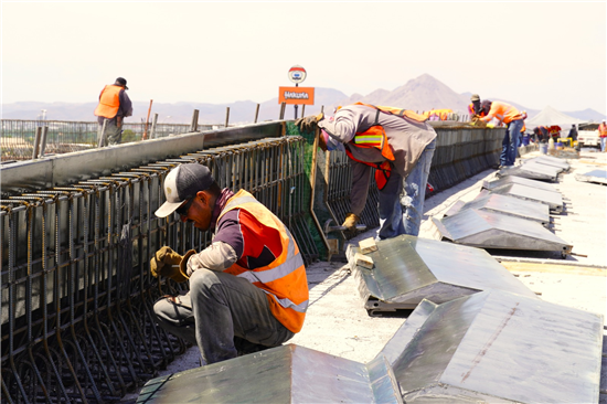 Construcción del puente en carretera Chihuahua-Aldama y Fuerza Aérea alcanza 75% de avance - imagen 3
