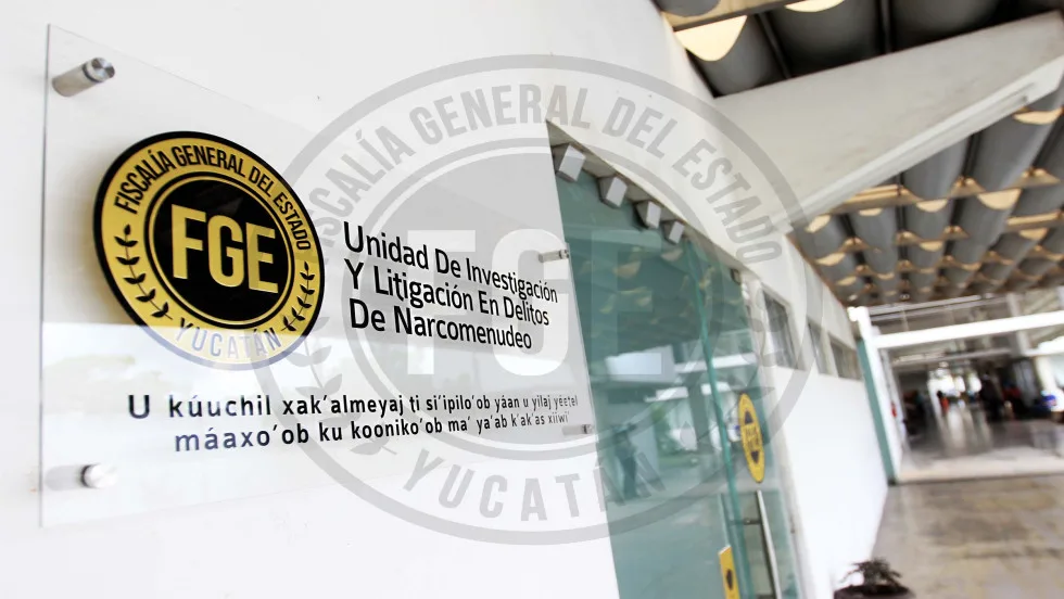 Pareja en Mérida imputada por narcomenudeo tras cateo en Gran Santa Fe