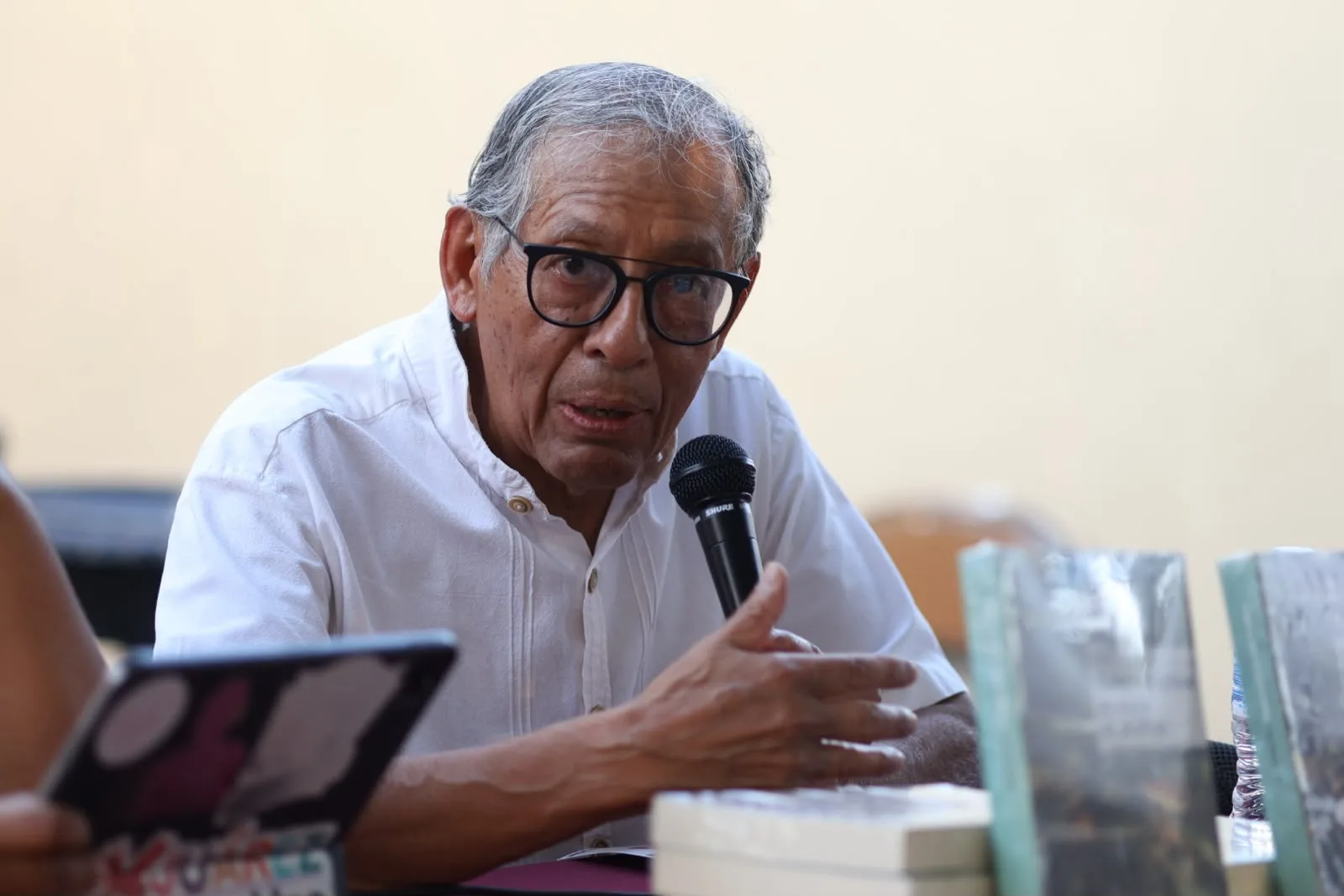 Eduardo Nivón presenta en Ciudad Juárez su análisis sobre políticas culturales en FELIJU 2026 - imagen 3