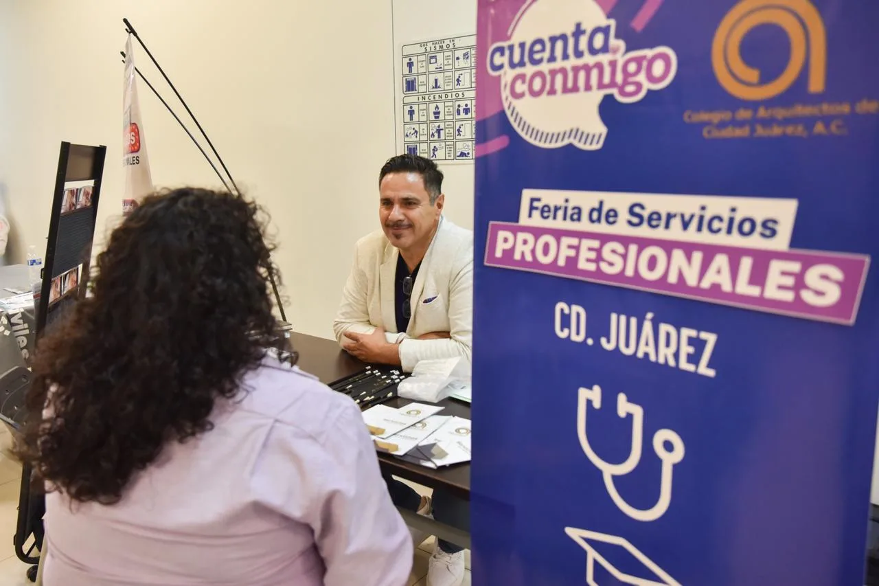 Feria de Servicios Profesionales deja más de 1,800 atenciones gratuitas en Ciudad Juárez