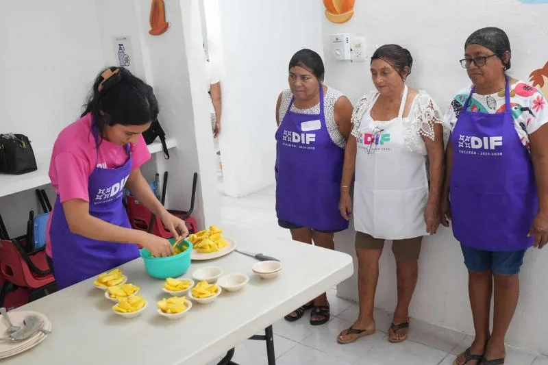 DIF Yucatán capacita a cocineras voluntarias en higiene y alimentación saludable en Progreso - imagen 6