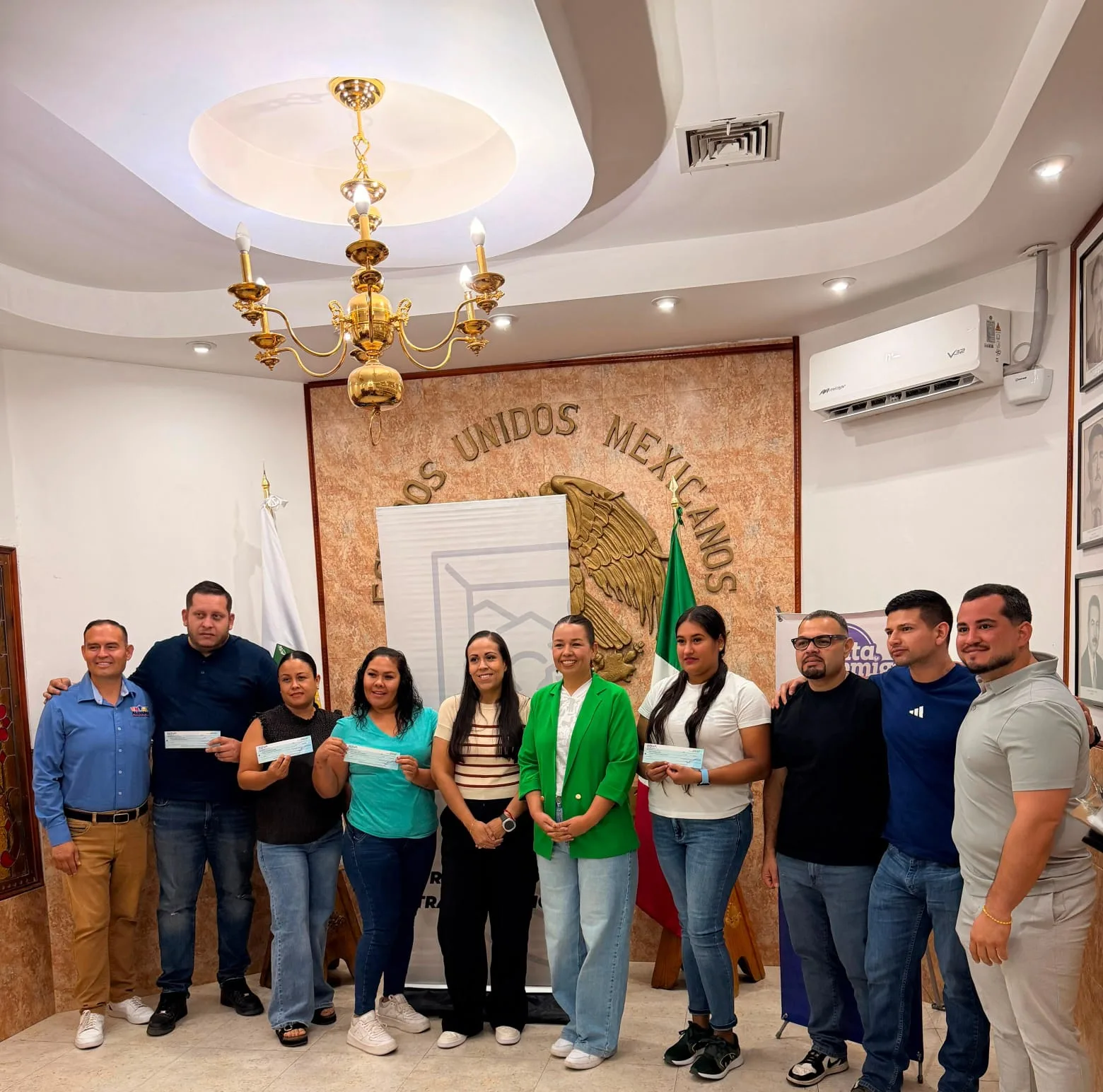 Gobierno de Chihuahua entrega créditos a seis negocios de Aldama para impulsar su crecimiento - imagen 1