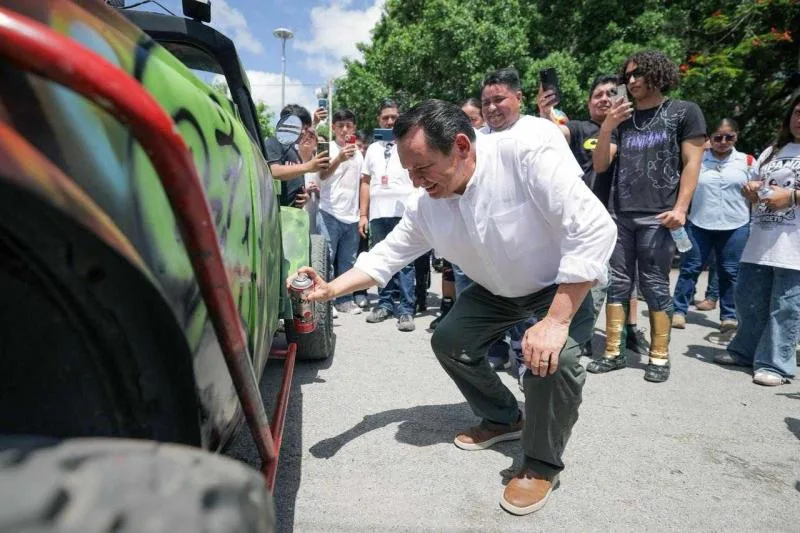 Gobernador de Yucatán inaugura exposición urbana para prevenir la violencia en Mérida - imagen 1