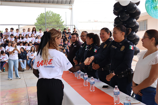 Programa D.A.R.E. concluye ciclo escolar 2026 con más de 9,500 alumnos atendidos en Chihuahua