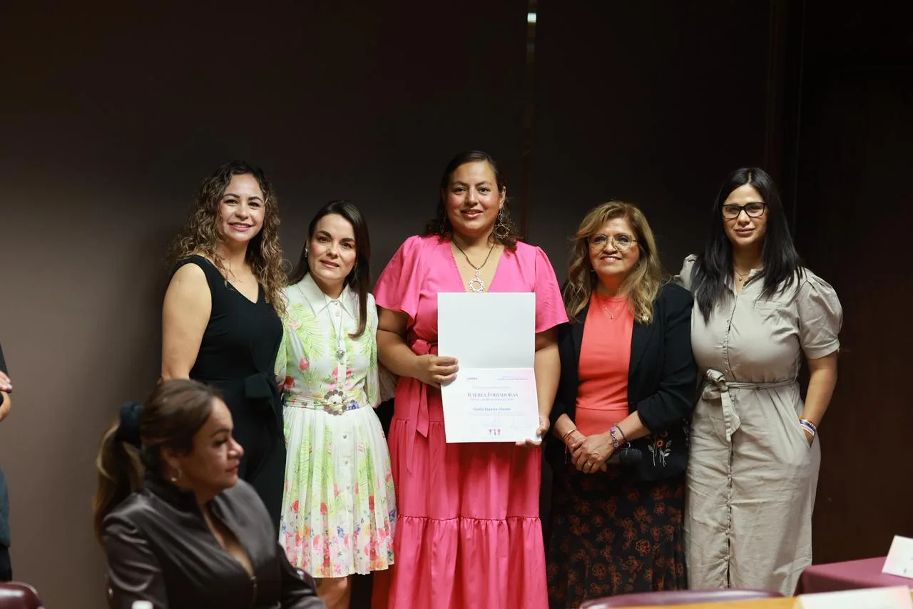 Reconocen a Mujeres que Impulsan Cambios Sociales y Educativos en Juárez - imagen 14