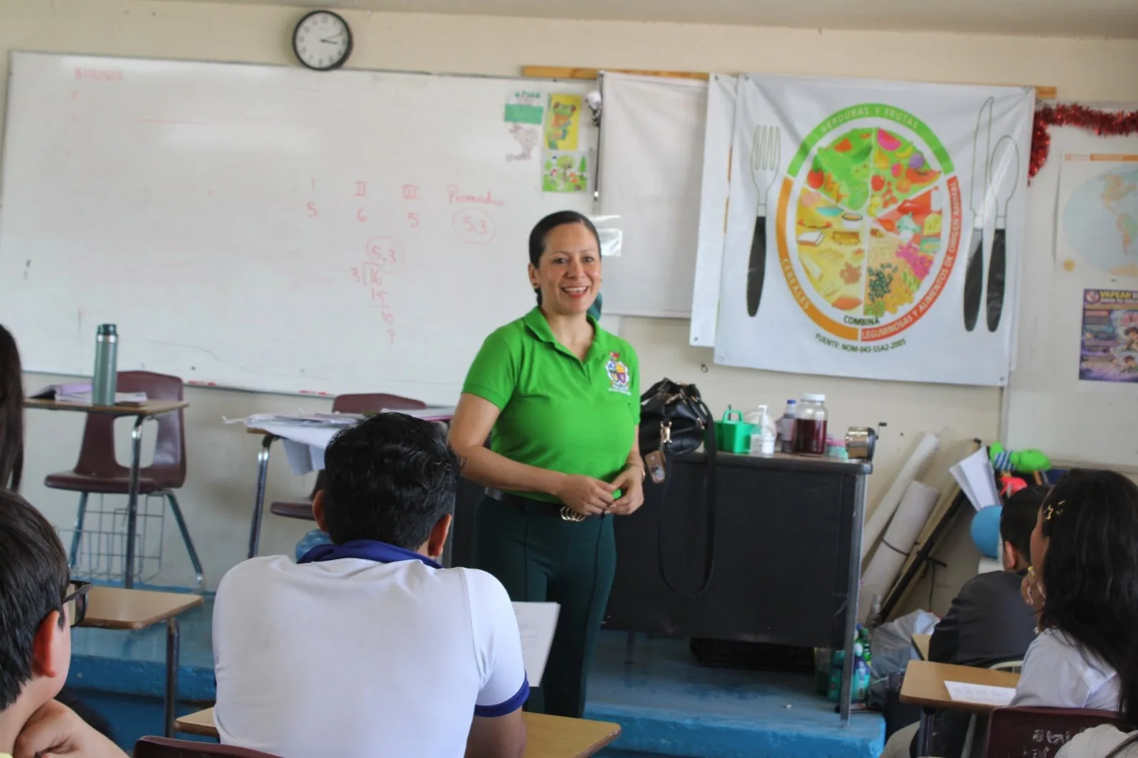 Programa “Sin Tanto Rollo” ofrece orientación preventiva a estudiantes de secundaria en Ciudad Juárez