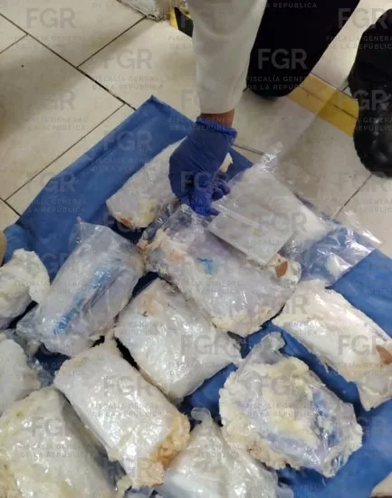 FGR incauta más de 10 kilos de metanfetamina en Guadalajara tras intervención en paquetería
