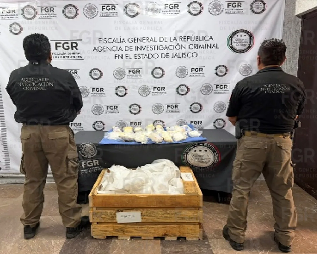 FGR incauta más de 10 kilos de metanfetamina en Guadalajara tras intervención en paquetería - imagen 4