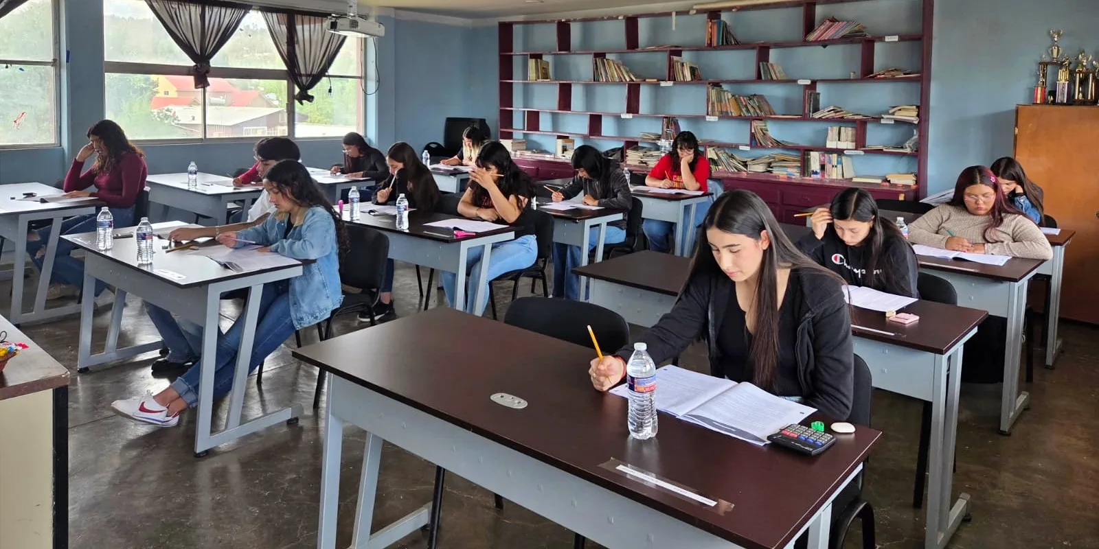 Más de mil aspirantes presentan examen de admisión a la Upnech en Chihuahua