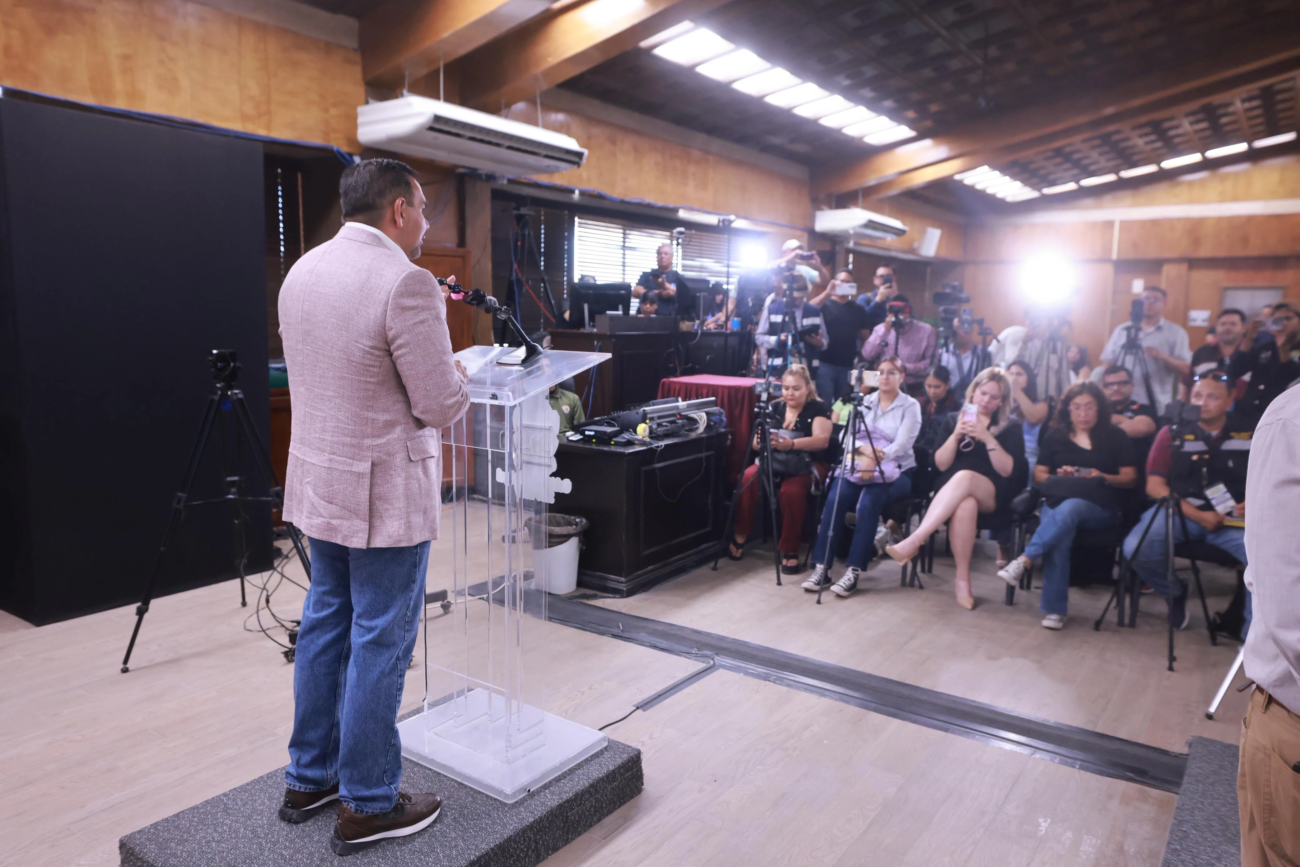 Alcalde de Juárez agradece apoyo de Claudia Sheinbaum y critica iniciativa del PAN en Chihuahua - imagen 3