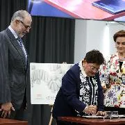 FGR y SEPOMEX celebran 50 años del INACIPE con emisión de timbre postal conmemorativo - imagen 11