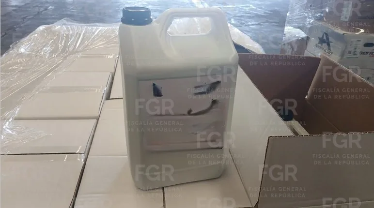 FGR de Sonora asegura 200 litros de metanfetamina en Hermosillo
