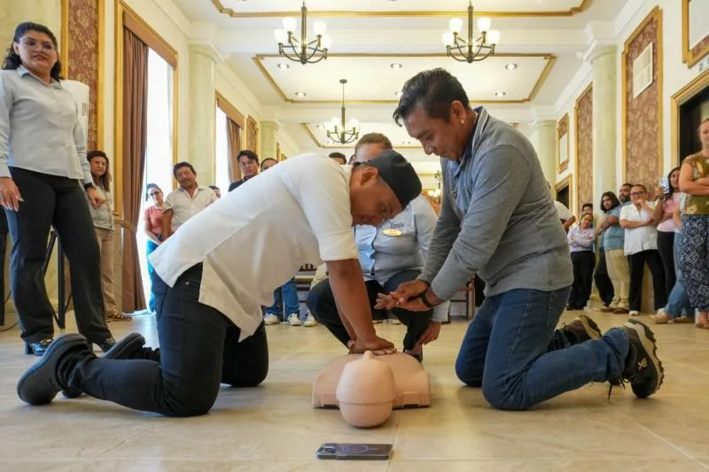 Sefotur capacita a prestadores turísticos en Yucatán para mejorar atención y seguridad