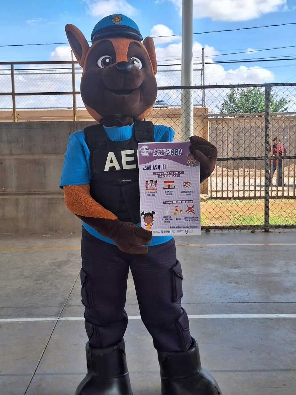 GOECHI participa en jornada con estudiantes indígenas en una primaria de Chihuahua
