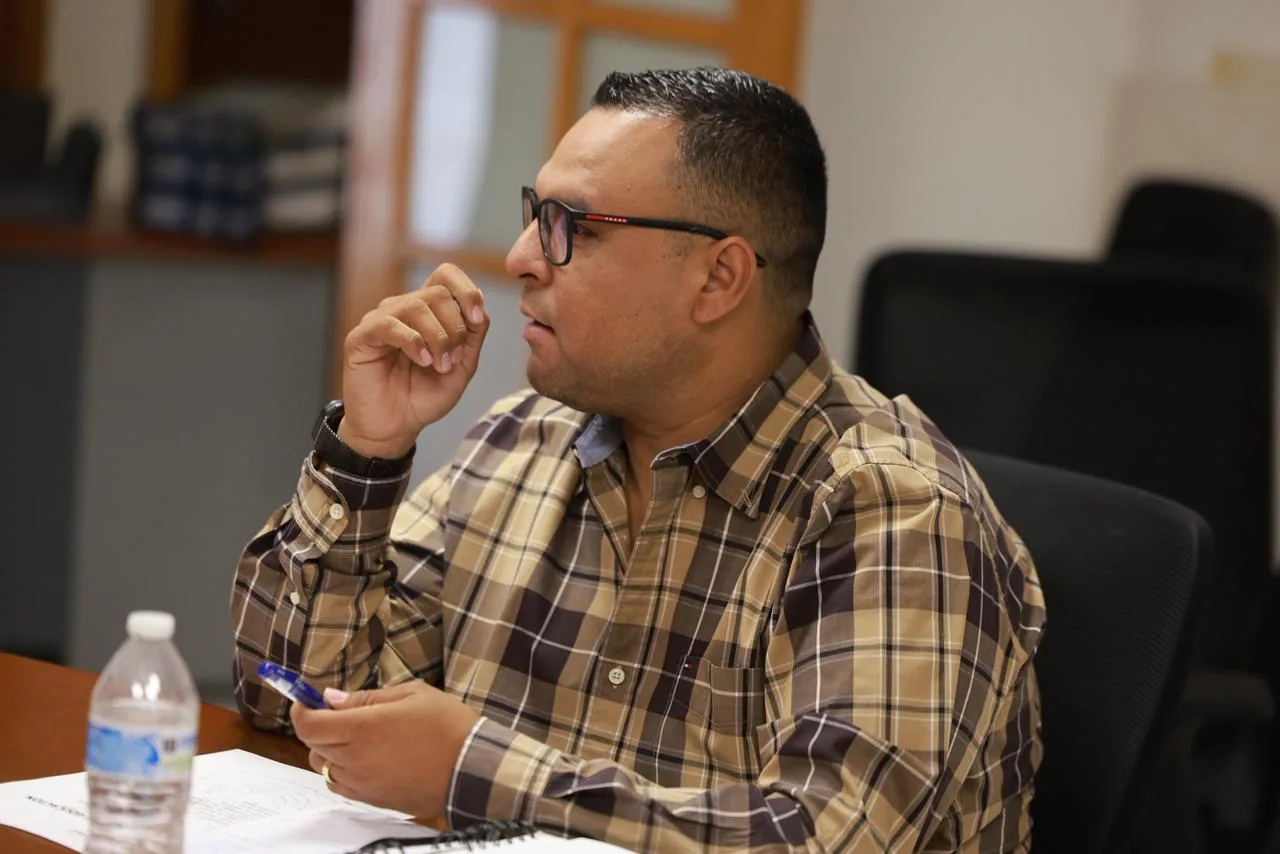 Ciudad Juárez presenta programa municipal de becas y entrega de útiles escolares para estudiantes - imagen 9