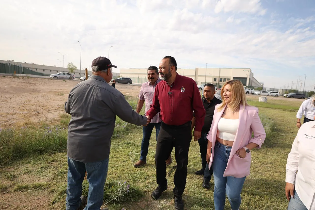 Presidente Municipal de Juárez supervisa avances en mantenimiento urbano de 48 avenidas prioritarias - imagen 11